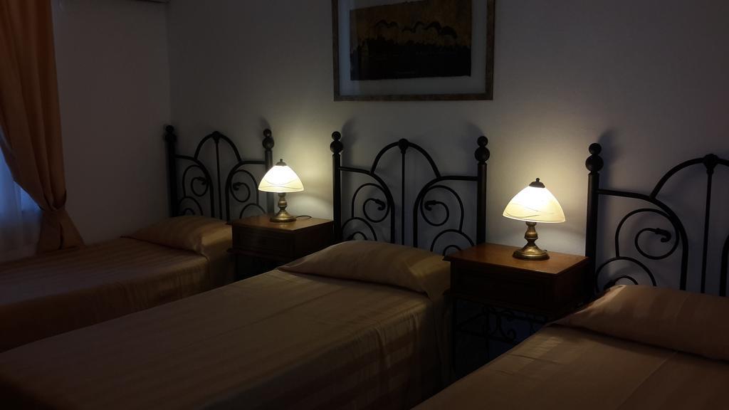 Ege Hotel Bozcaada Island Kamer foto
