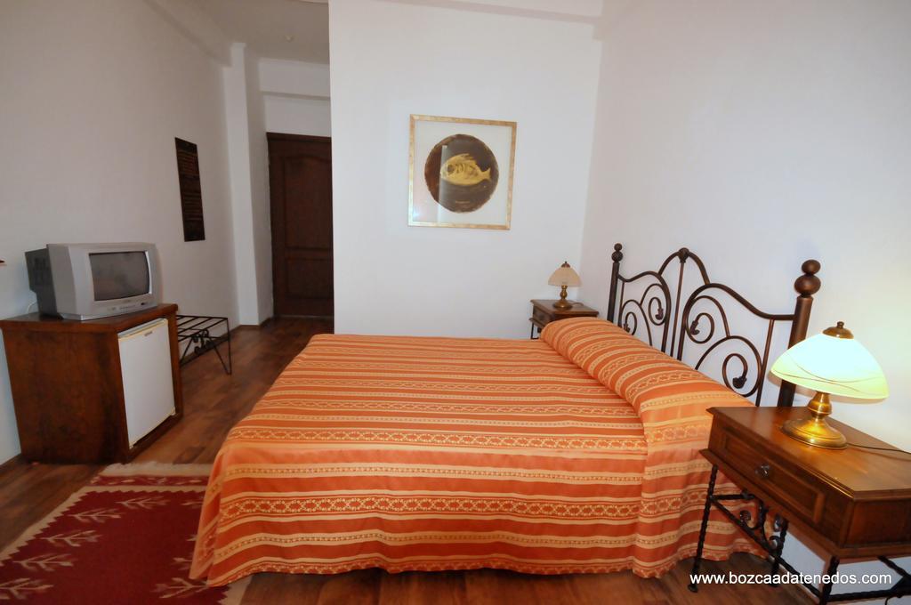 Ege Hotel Bozcaada Island Kamer foto